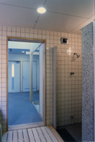 2F 居間・シャワー室